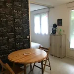 Apparts17 Apartment